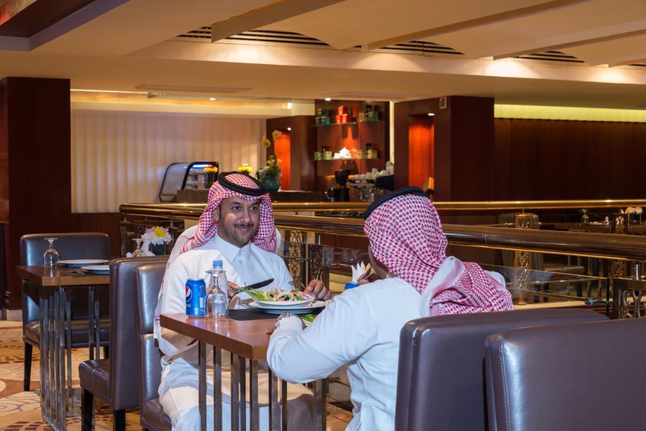 Boudl Al Shatea Dammam Luaran gambar